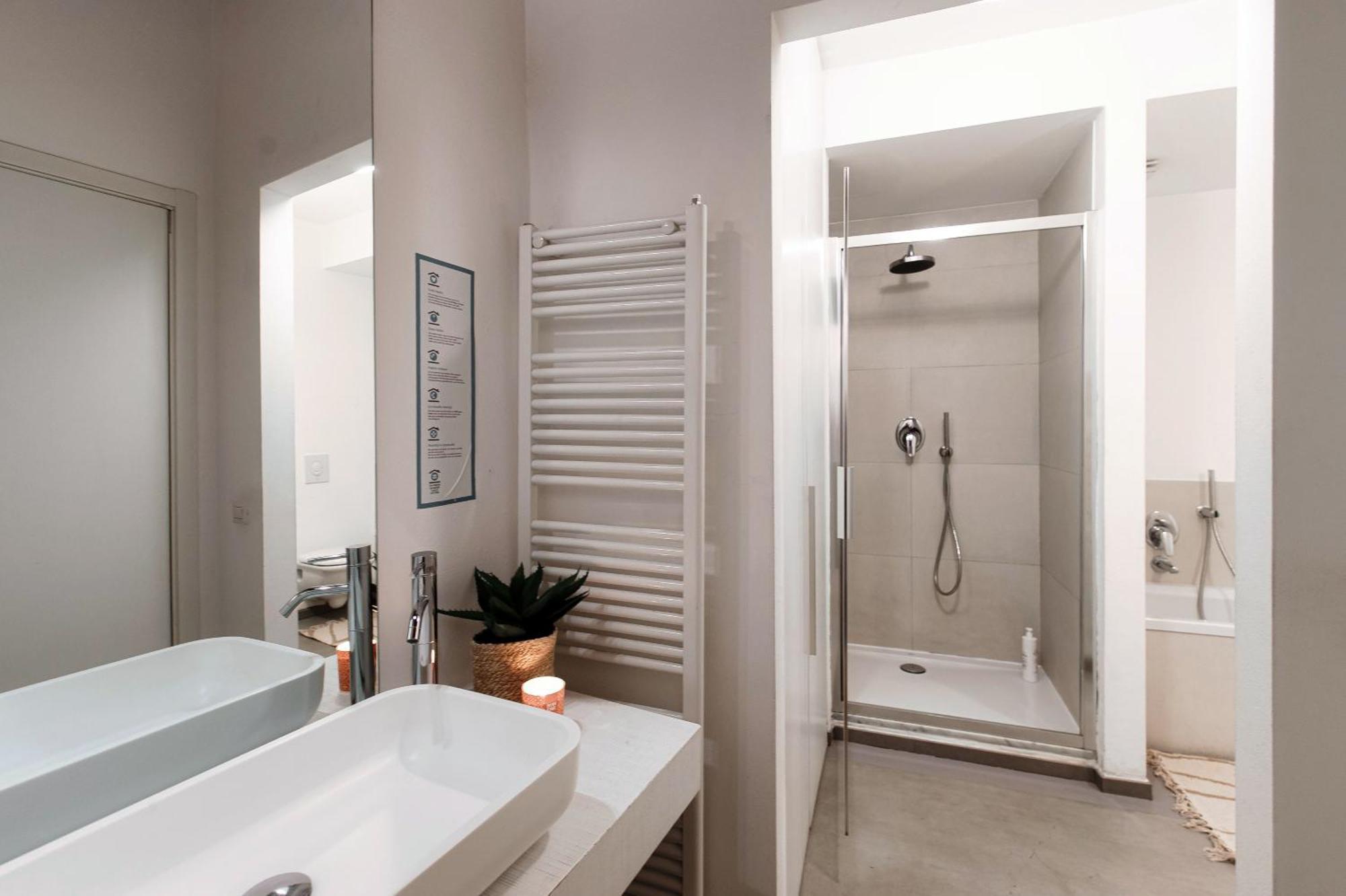 Corte Delle Rondini - Bymyhomeinكومو المظهر الخارجي الصورة